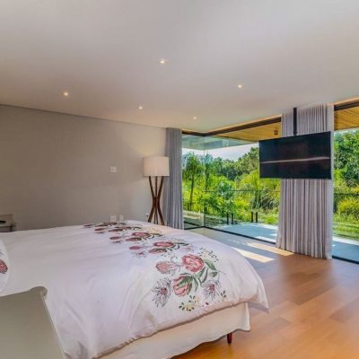 Casa Residencial com 564m², 4 quartos, 4 suítes, 4 garagens, no bairro Jurerê Internacional em Florianópolis