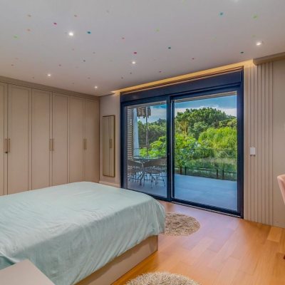 Casa Residencial com 564m², 4 quartos, 4 suítes, 4 garagens, no bairro Jurerê Internacional em Florianópolis