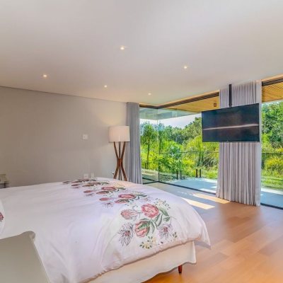 Casa Residencial com 564m², 4 quartos, 4 suítes, 4 garagens, no bairro Jurerê Internacional em Florianópolis