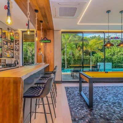 Casa Residencial com 564m², 4 quartos, 4 suítes, 4 garagens, no bairro Jurerê Internacional em Florianópolis