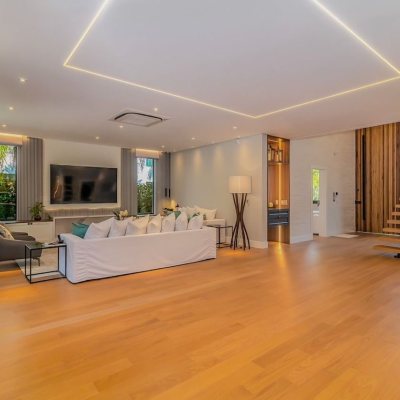 Casa Residencial com 564m², 4 quartos, 4 suítes, 4 garagens, no bairro Jurerê Internacional em Florianópolis