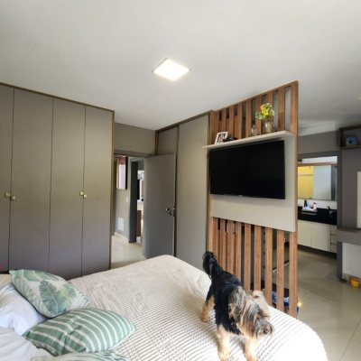 Casa Residencial com 178m², 3 quartos, 3 suítes, 2 garagens, no bairro Córrego Grande em Florianópolis