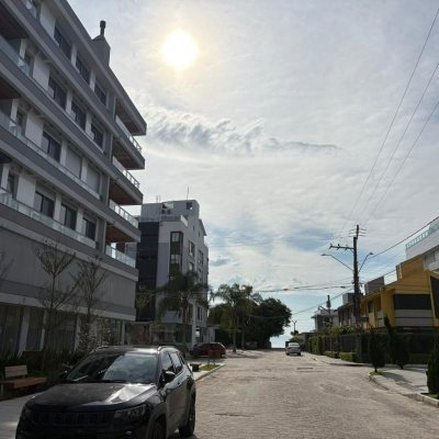 Apartamentos com 123m², 2 quartos, 1 suíte, 2 garagens, no bairro Jurerê em Florianópolis