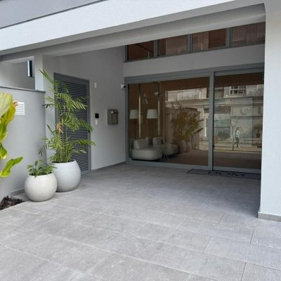 Apartamentos com 123m², 2 quartos, 1 suíte, 2 garagens, no bairro Jurerê em Florianópolis