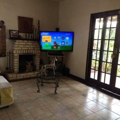 Casa Residencial com 160m², 3 quartos, 1 suíte, 2 garagens, no bairro Rio Tavares em Florianópolis