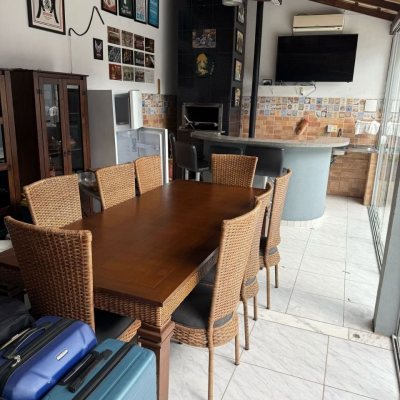 Casa Residencial com 99m², 3 quartos, 1 suíte, 2 garagens, no bairro Capoeiras em Florianópolis