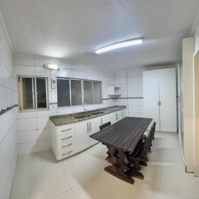 Apartamentos com 91m², 3 quartos, 1 suíte, no bairro Ponta De Baixo em São José