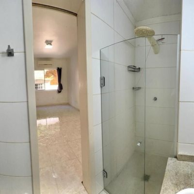 Apartamentos com 91m², 3 quartos, 1 suíte, no bairro Ponta De Baixo em São José