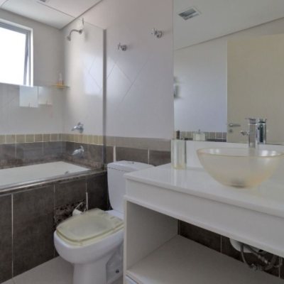 Apartamentos com 150m², 4 quartos, 3 suítes, 2 garagens, no bairro João Paulo em Florianópolis