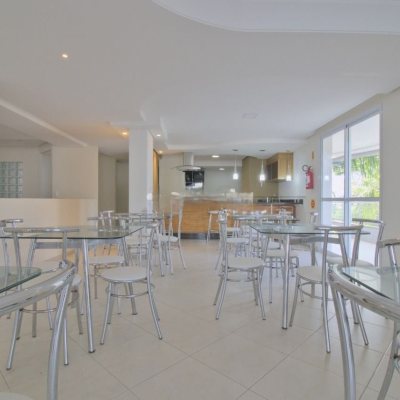 Apartamentos com 150m², 4 quartos, 3 suítes, 2 garagens, no bairro João Paulo em Florianópolis