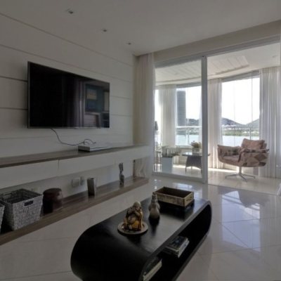 Apartamentos com 150m², 4 quartos, 3 suítes, 2 garagens, no bairro João Paulo em Florianópolis