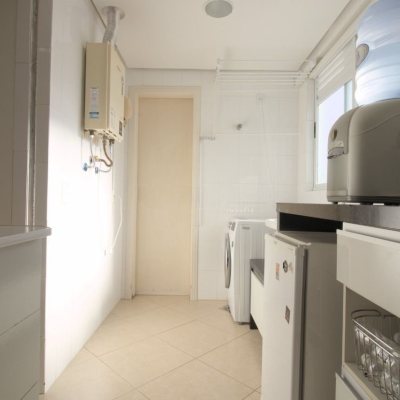 Apartamentos com 150m², 4 quartos, 3 suítes, 2 garagens, no bairro João Paulo em Florianópolis