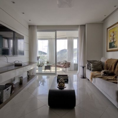 Apartamentos com 150m², 4 quartos, 3 suítes, 2 garagens, no bairro João Paulo em Florianópolis