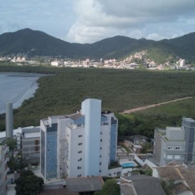 Apartamentos com 150m², 4 quartos, 3 suítes, 2 garagens, no bairro João Paulo em Florianópolis
