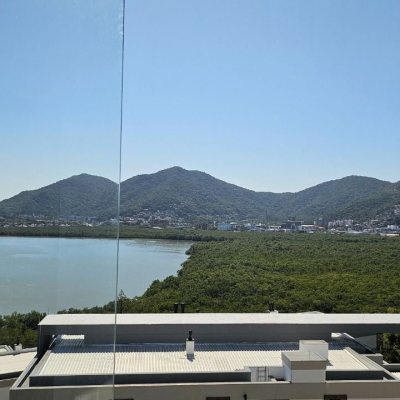 Apartamentos com 150m², 4 quartos, 3 suítes, 2 garagens, no bairro João Paulo em Florianópolis