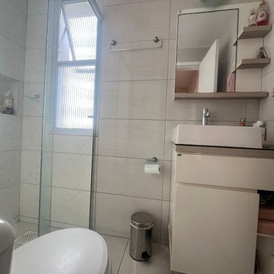 Apartamentos com 40m², 1 quarto, no bairro Centro em Florianópolis