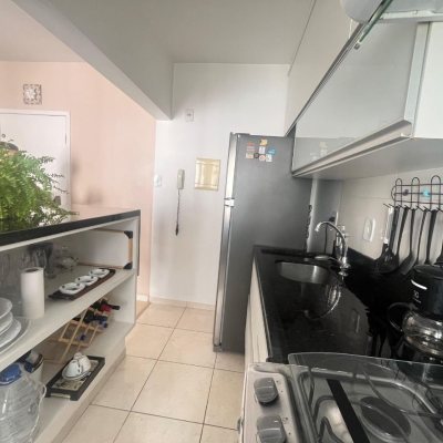 Apartamentos com 40m², 1 quarto, no bairro Centro em Florianópolis