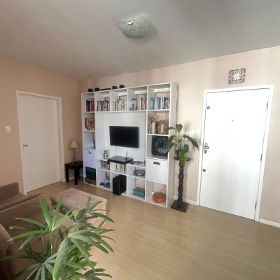 Apartamentos com 40m², 1 quarto, no bairro Centro em Florianópolis