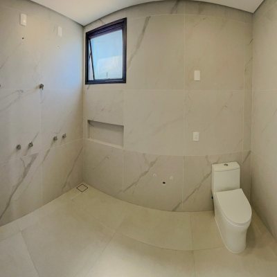 Casa em Condomínio com 174m², 3 quartos, 1 suíte, 4 garagens, no bairro Pedra Branca em Palhoça