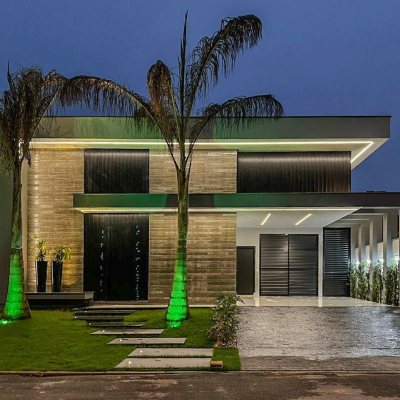 Casa em Condomínio com 174m², 3 quartos, 1 suíte, 4 garagens, no bairro Pedra Branca em Palhoça