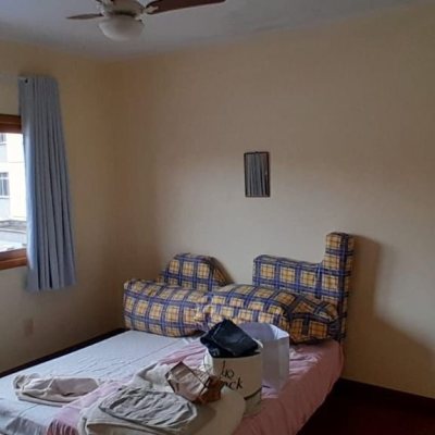 Casa Residencial com 314m², 4 quartos, 2 suítes, 4 garagens, no bairro Trindade em Florianópolis