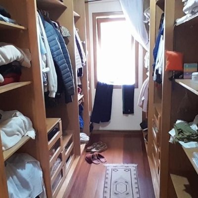 Casa Residencial com 314m², 4 quartos, 2 suítes, 4 garagens, no bairro Trindade em Florianópolis