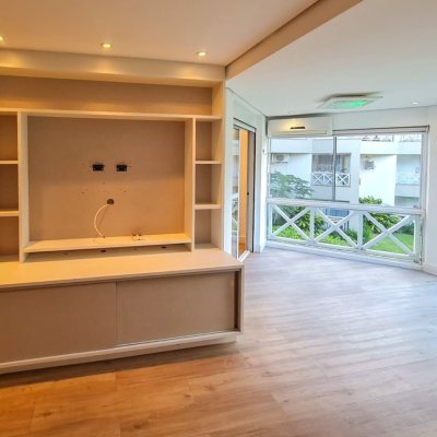 Apartamentos com 46m², 1 quarto, 1 garagem, no bairro Lagoa Da Conceição em Florianópolis