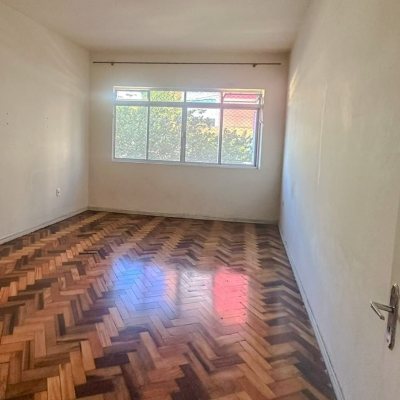 Apartamentos com 87m², 2 quartos, no bairro Centro em Florianópolis