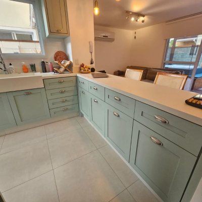 Casa em Condomínio com 101m², 3 quartos, 1 suíte, 2 garagens, no bairro Morro das Pedras em Florianópolis