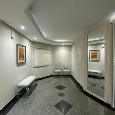 Apartamentos com 157m², 3 quartos, 3 suítes, 2 garagens, no bairro Centro em Florianópolis