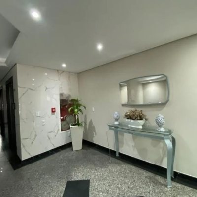 Apartamentos com 157m², 3 quartos, 3 suítes, 2 garagens, no bairro Centro em Florianópolis