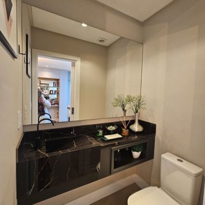 Apartamentos com 107m², 3 quartos, 1 suíte, 2 garagens, no bairro Campinas em São José