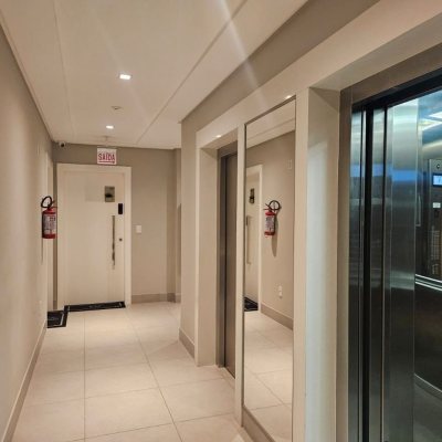 Apartamentos com 107m², 3 quartos, 1 suíte, 2 garagens, no bairro Campinas em São José