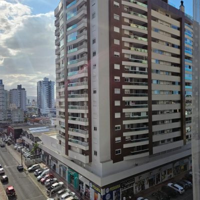 Apartamentos com 107m², 3 quartos, 1 suíte, 2 garagens, no bairro Campinas em São José