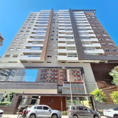 Apartamentos com 107m², 3 quartos, 1 suíte, 2 garagens, no bairro Campinas em São José