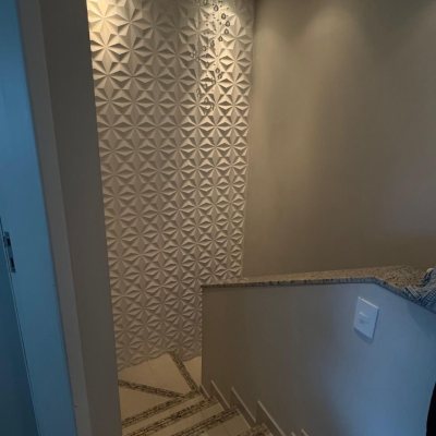 Sobrado Residencial com 92m², 3 quartos, 1 garagem, no bairro Forquilhas em São José