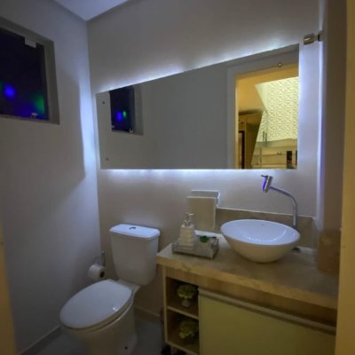 Sobrado Residencial com 92m², 3 quartos, 1 garagem, no bairro Forquilhas em São José