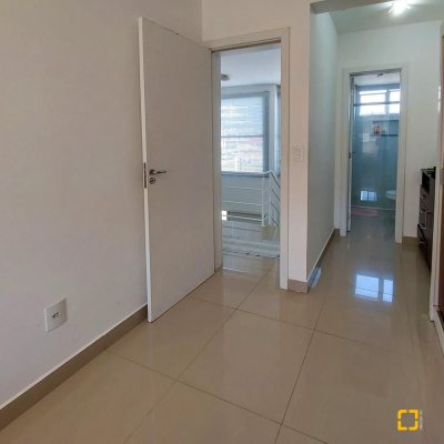 Casa Residencial com 99m², 2 quartos, 2 suítes, 2 garagens, no bairro Ribeirão Da Ilha em Florianópolis