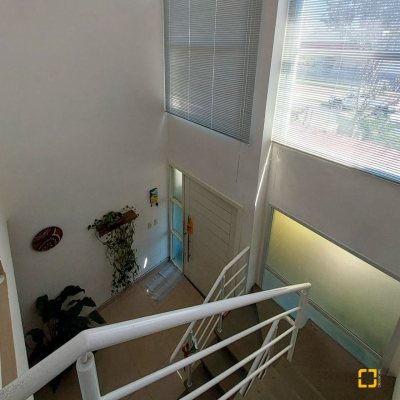 Casa Residencial com 99m², 2 quartos, 2 suítes, 2 garagens, no bairro Ribeirão Da Ilha em Florianópolis