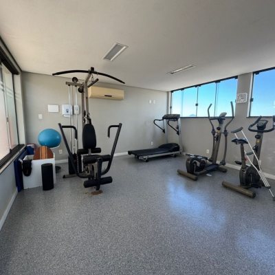 Apartamentos com 81m², 3 quartos, 1 suíte, 2 garagens, no bairro Centro em Florianópolis