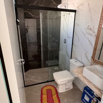 Casa Residencial com 110m², 2 quartos, 2 suítes, 2 garagens, no bairro Ingleses do Rio Vermelho em Florianópolis