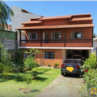 Casa Residencial com 87m², 3 quartos, 2 suítes, 5 garagens, no bairro Agronômica em Florianópolis