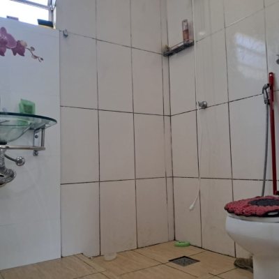 Casa Residencial com 87m², 3 quartos, 2 suítes, 5 garagens, no bairro Agronômica em Florianópolis