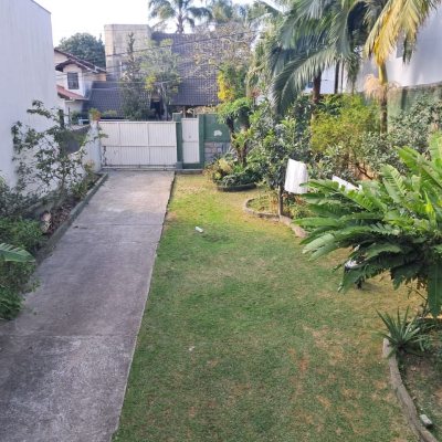 Casa Residencial com 87m², 3 quartos, 2 suítes, 5 garagens, no bairro Agronômica em Florianópolis