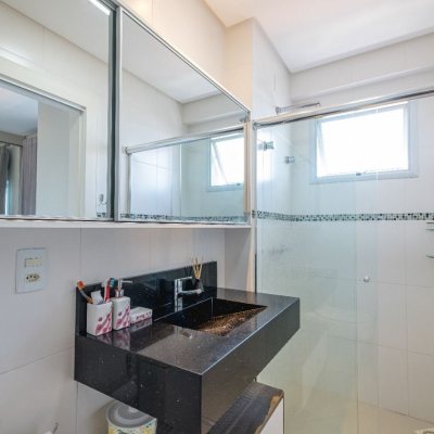 Apartamentos com 180m², 3 quartos, 3 suítes, 3 garagens, no bairro Estreito em Florianópolis