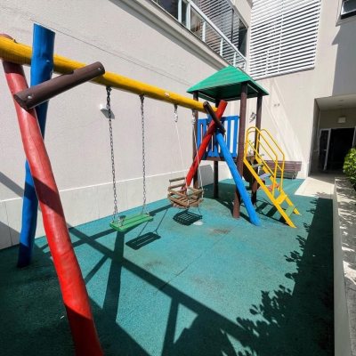 Apartamentos com 180m², 3 quartos, 3 suítes, 3 garagens, no bairro Estreito em Florianópolis