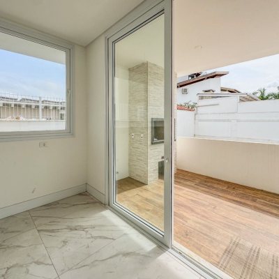 Casa Residencial com 450m², 4 quartos, 4 suítes, 4 garagens, no bairro Jurerê Internacional em Florianópolis