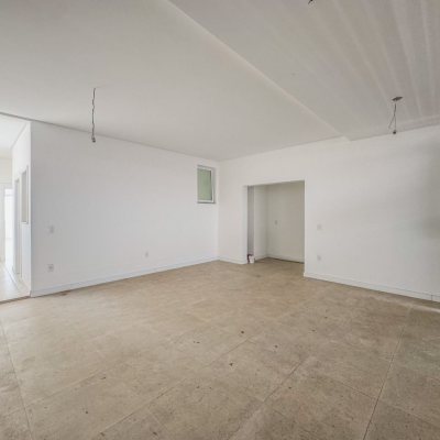 Casa Residencial com 450m², 4 quartos, 4 suítes, 4 garagens, no bairro Jurerê Internacional em Florianópolis
