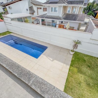Casa Residencial com 450m², 4 quartos, 4 suítes, 4 garagens, no bairro Jurerê Internacional em Florianópolis