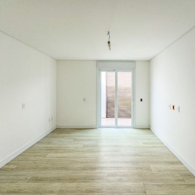 Casa Residencial com 450m², 4 quartos, 4 suítes, 4 garagens, no bairro Jurerê Internacional em Florianópolis